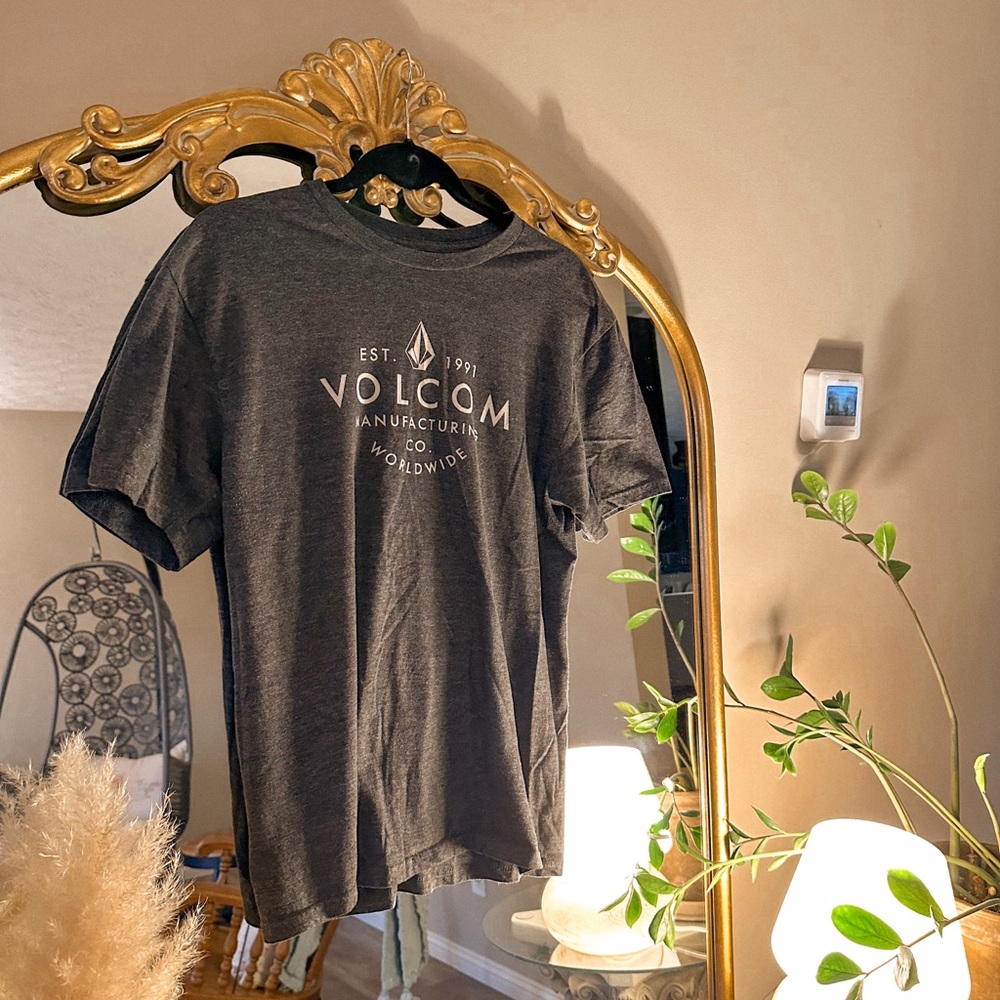 Volcom Tee